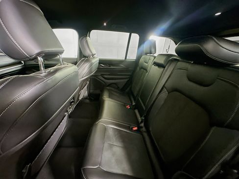 Used 2024 Jeep Grand Cherokee Altitude image 26