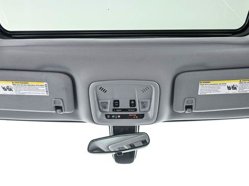Used 2020 Chevrolet Malibu LT FWD image 17