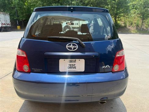 Used 2006 Scion xA FWD image 3