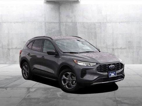 Used 2025 Ford Escape ST-Line w/ Tech Pack #1 image 2