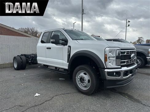 New 2024 Ford F550 4x4 SuperCab Super Duty image 1