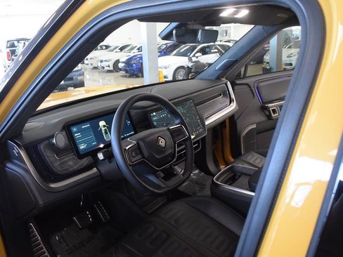 Used 2022 Rivian R1T Adventure AWD/4WD image 8