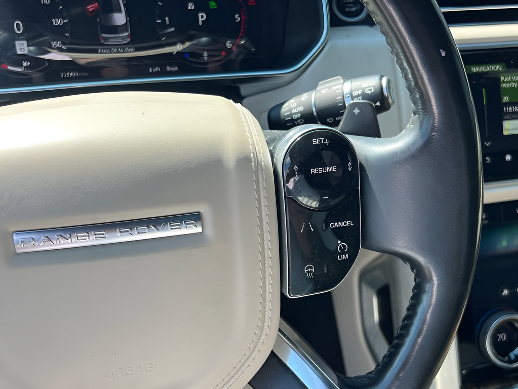 Used 2018 Land Rover Range Rover HSE AWD/4WD image 38