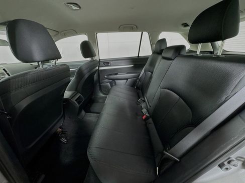 Used 2010 Subaru Outback 2.5i image 26