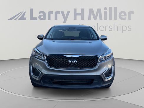 Used 2017 Kia Sorento L FWD image 8