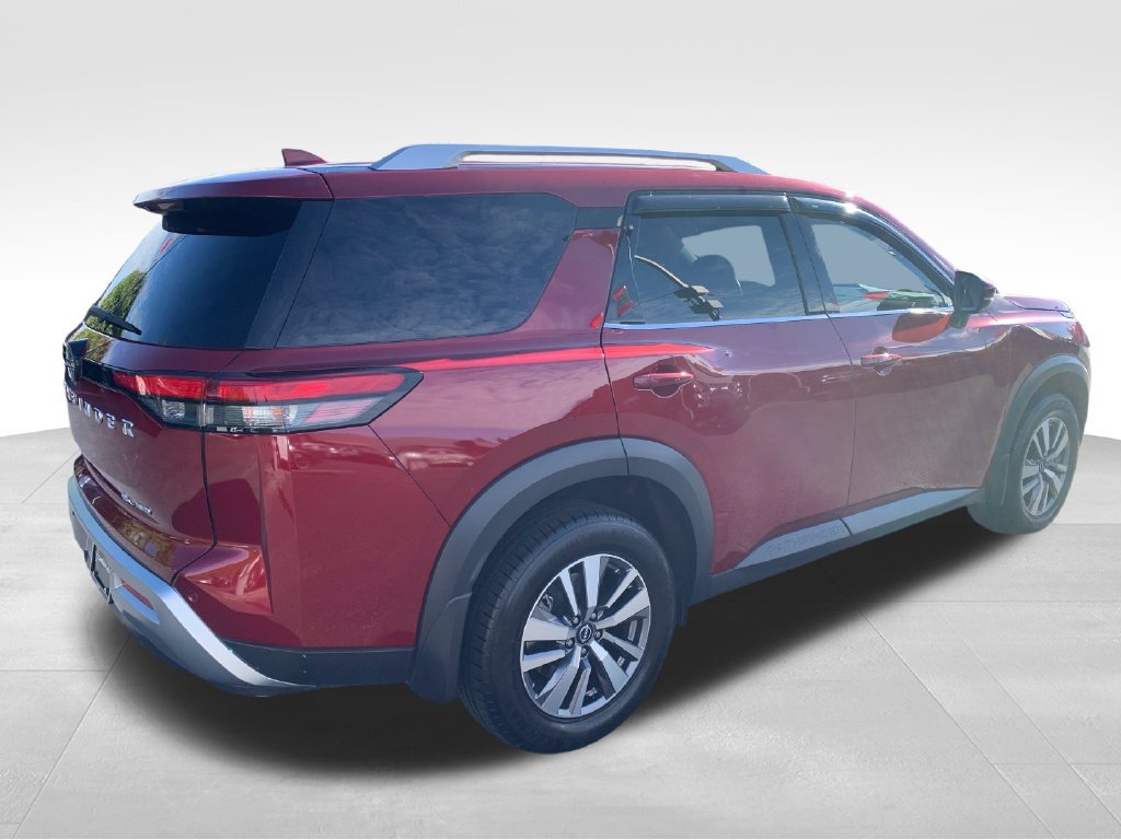 Certified 2022 Nissan Pathfinder SL AWD/4WD image 6