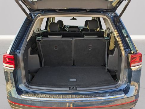 Certified 2023 Volkswagen Atlas SE w/ Panoramic Sunroof Package FWD image 9