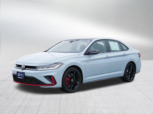 Certified 2025 Volkswagen Jetta GLI Autobahn image 3