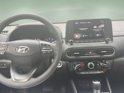 Used 2022 Hyundai Kona SEL image 13