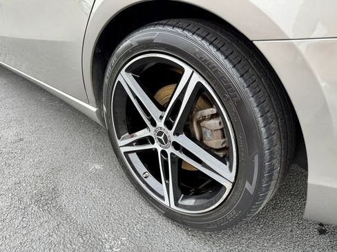 Used 2019 Mercedes-Benz A 220 4MATIC image 12