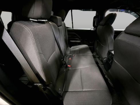 Certified 2025 Toyota 4Runner SR5 AWD/4WD image 18