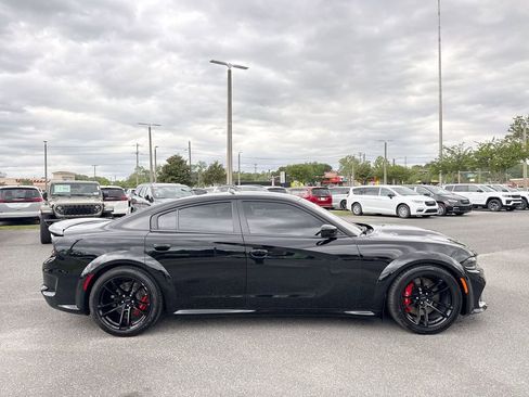 Used 2022 Dodge Charger SRT Hellcat w/ Harman/Kardon Audio Group RWD image 2