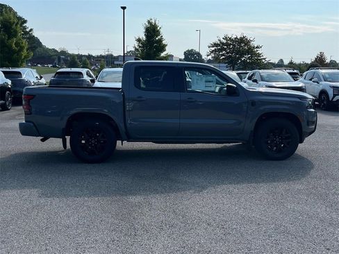 New 2026 Nissan Frontier SV image 3