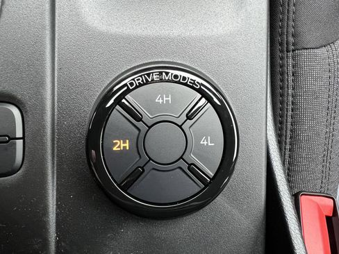 New 2025 Ford Ranger XLT w/ Equipment Group 301A High image 37