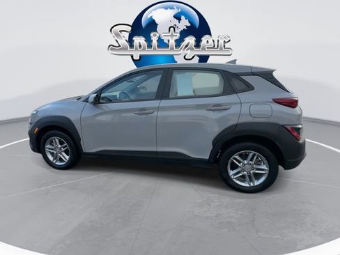 Used 2023 Hyundai Kona SE image 6