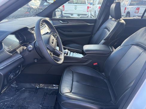 Used 2024 Jeep Grand Cherokee Overland w/ Trailer Tow Package image 6