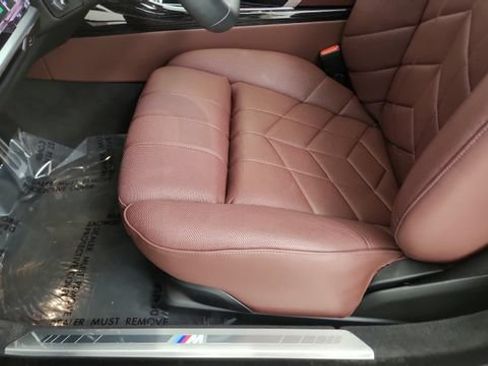 Used 2026 BMW 740i w/ Premium Package RWD image 65