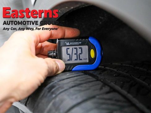 Used 2023 Mercedes-Benz GLC 300 4MATIC Coupe image 29