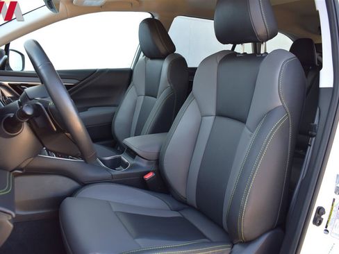 Used 2024 Subaru Outback Onyx Edition image 11