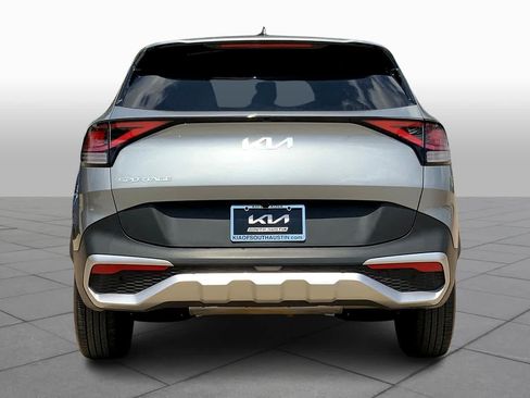 Used 2023 Kia Sportage LX FWD image 9