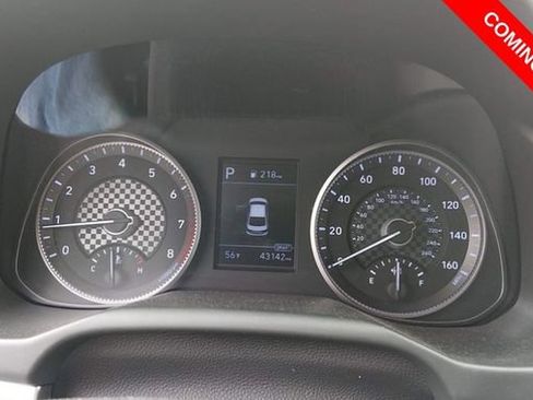 Used 2020 Hyundai Elantra SE FWD image 6