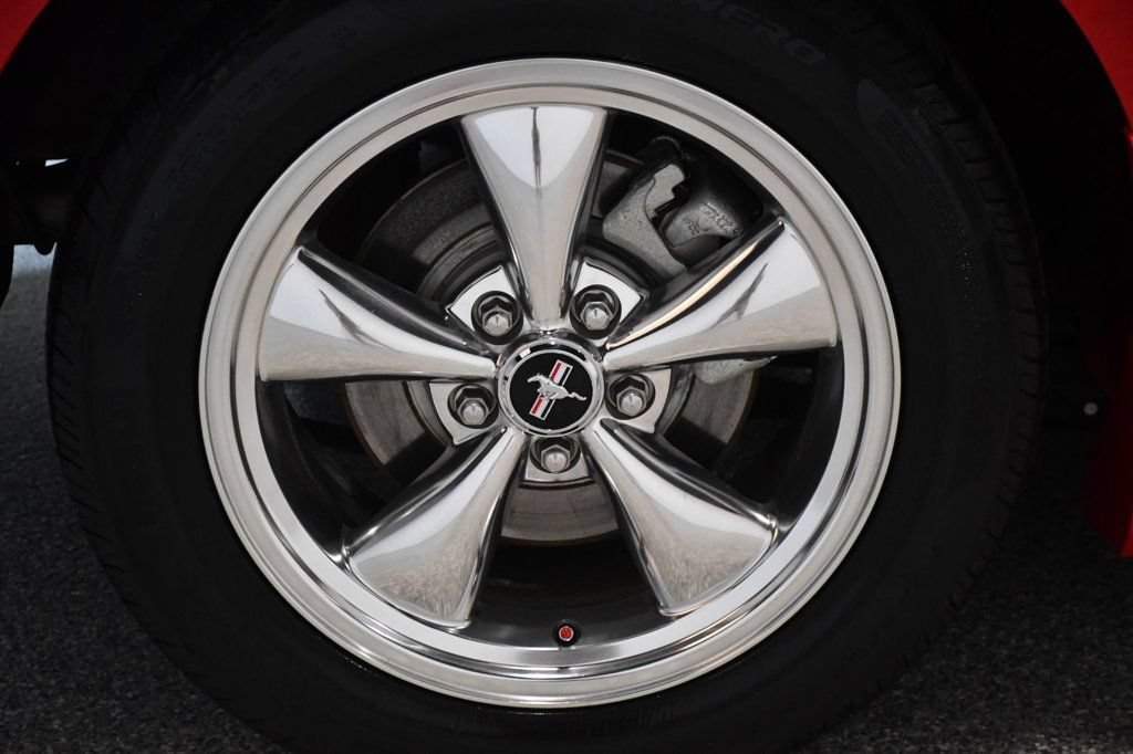 Used 2005 Ford Mustang GT RWD image 21