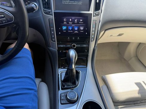 Used 2014 INFINITI Q50 Sport w/ Navigation Package AWD/4WD image 17