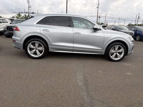 Used 2023 Audi Q8 Premium Plus w/ Premium Plus Package AWD/4WD image 6