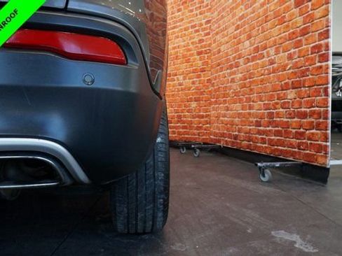 Used 2018 Jeep Cherokee Limited image 86