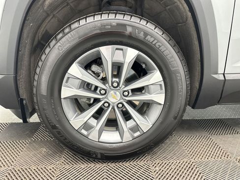 Certified 2025 Chevrolet Equinox LT AWD/4WD image 11