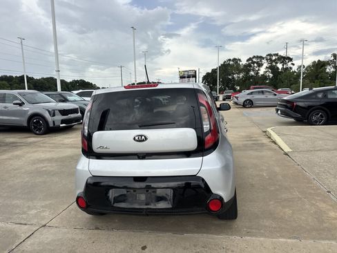 Used 2016 Kia Soul + w/ Primo Package FWD image 20
