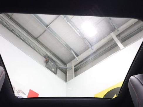 Used 2015 Mercedes-Benz CLA 250 4MATIC image 25