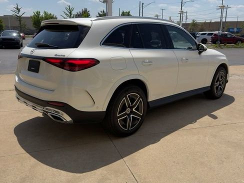 Used 2023 Mercedes-Benz GLC 300 4MATIC image 5