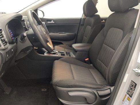 Used 2019 Kia Sportage LX AWD/4WD image 17