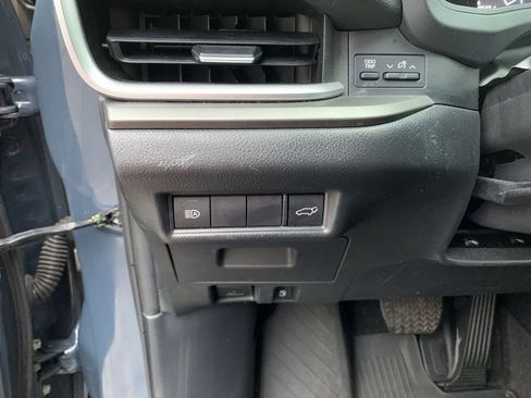 Used 2024 Toyota Grand Highlander XLE image 28