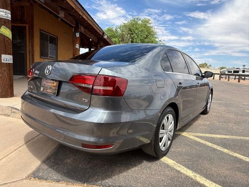 Used 2017 Volkswagen Jetta S FWD image 7