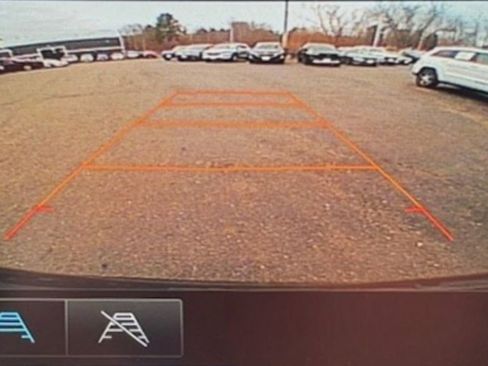 Used 2018 Chevrolet Traverse LS AWD/4WD image 20