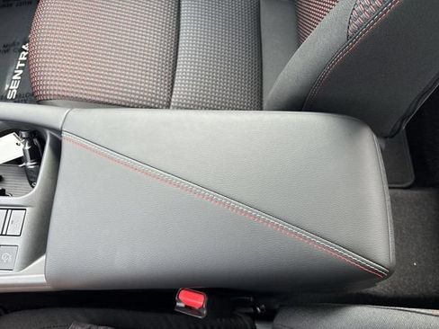 New 2026 Nissan Sentra SR w/ Floor Mat Package FWD image 20