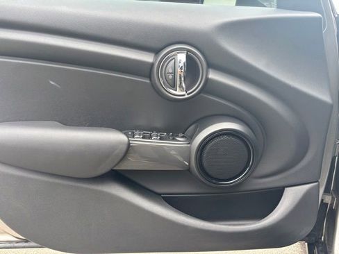 Used 2018 MINI Cooper 4-Door Hardtop FWD image 14
