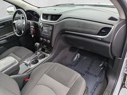 Used 2017 Chevrolet Traverse LT AWD/4WD image 20