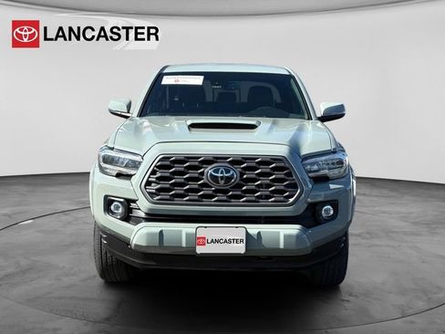Used 2023 Toyota Tacoma TRD Sport AWD/4WD image 2