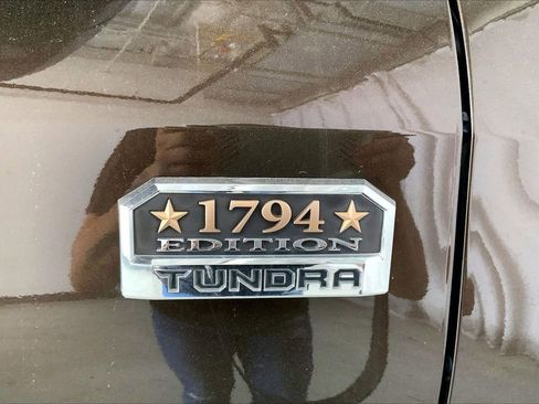 Used 2021 Toyota Tundra 1794 Edition image 9