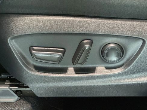 New 2026 Toyota Corolla Cross XLE AWD/4WD image 19