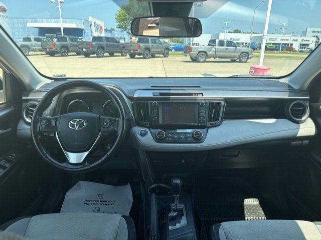 Certified 2018 Toyota RAV4 XLE w/ Convenience Package AWD/4WD image 12