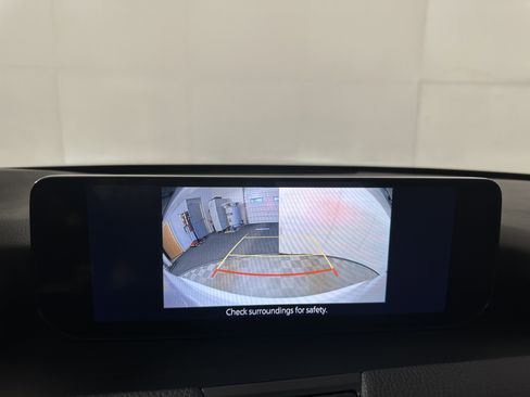 Used 2024 MAZDA CX-90 3.3 Turbo w/ Preferred Plus image 17