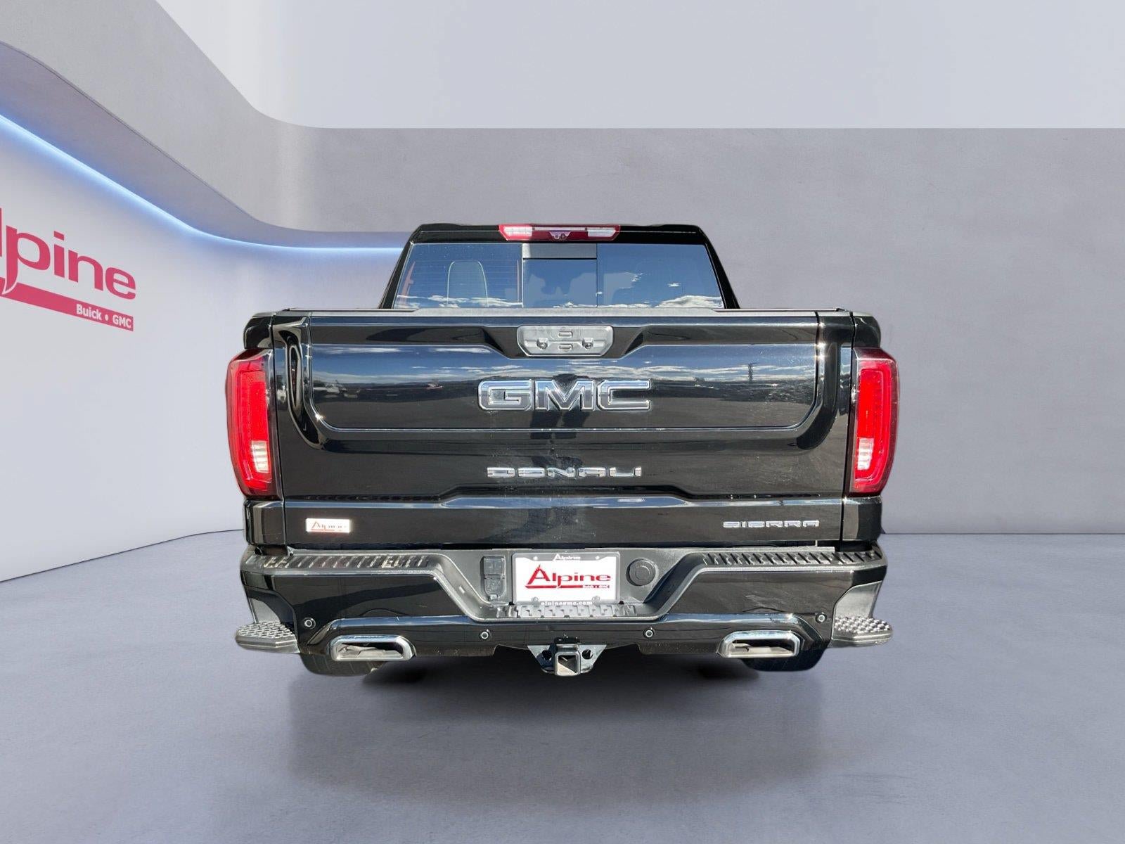 Used 2024 GMC Sierra 1500 Denali Ultimate AWD/4WD image 4