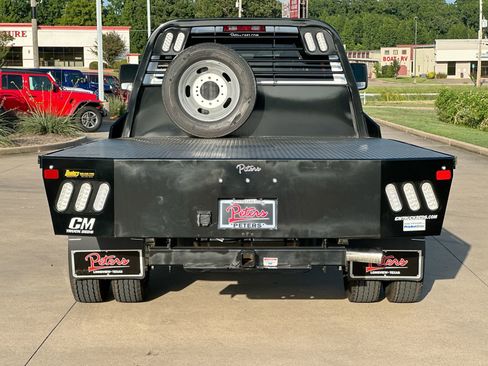 New 2025 RAM 5500 Tradesman image 23