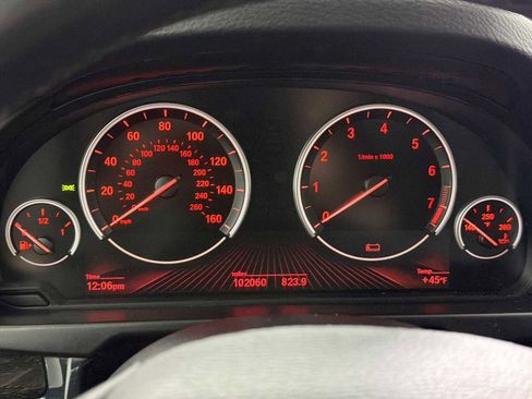 Used 2016 BMW X5 xDrive40e image 10