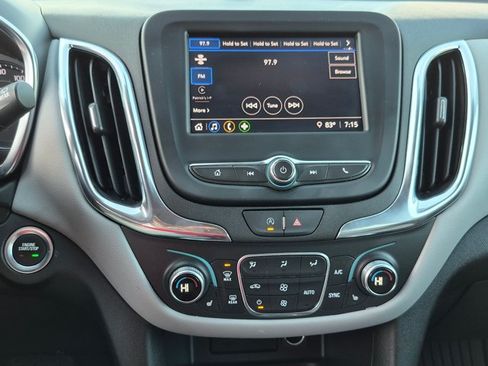Used 2023 Chevrolet Equinox LT FWD image 16