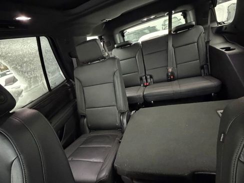 Used 2023 Chevrolet Tahoe LT w/ Luxury Package image 7